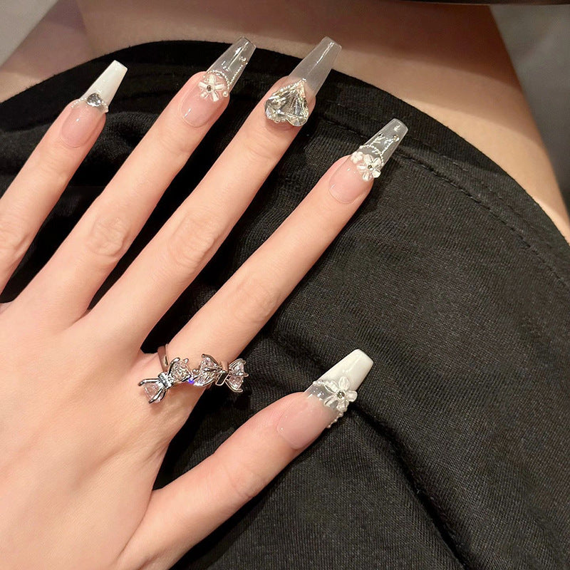 Anello elegante per ogni occasione