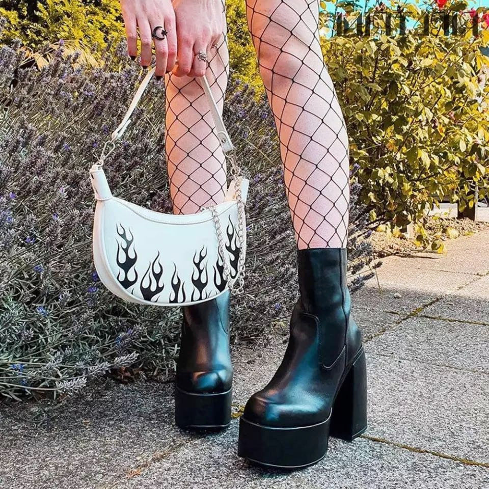 Stivali Ortopediche Chic dal Design Unico
