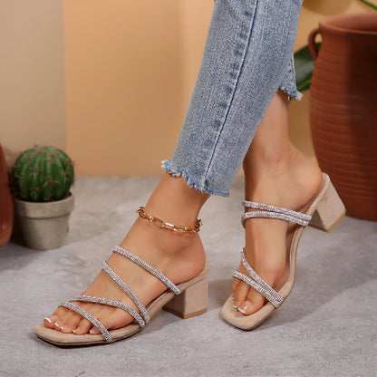 Sandali Ortopediche Aggraziate dal Look Moderno