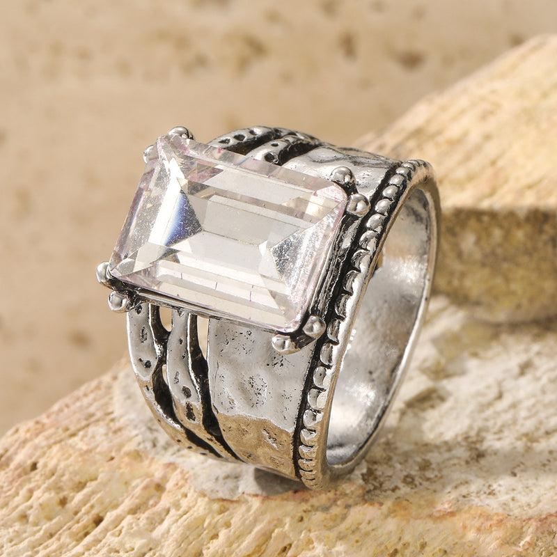 Gioiello bellissimo con stile unico