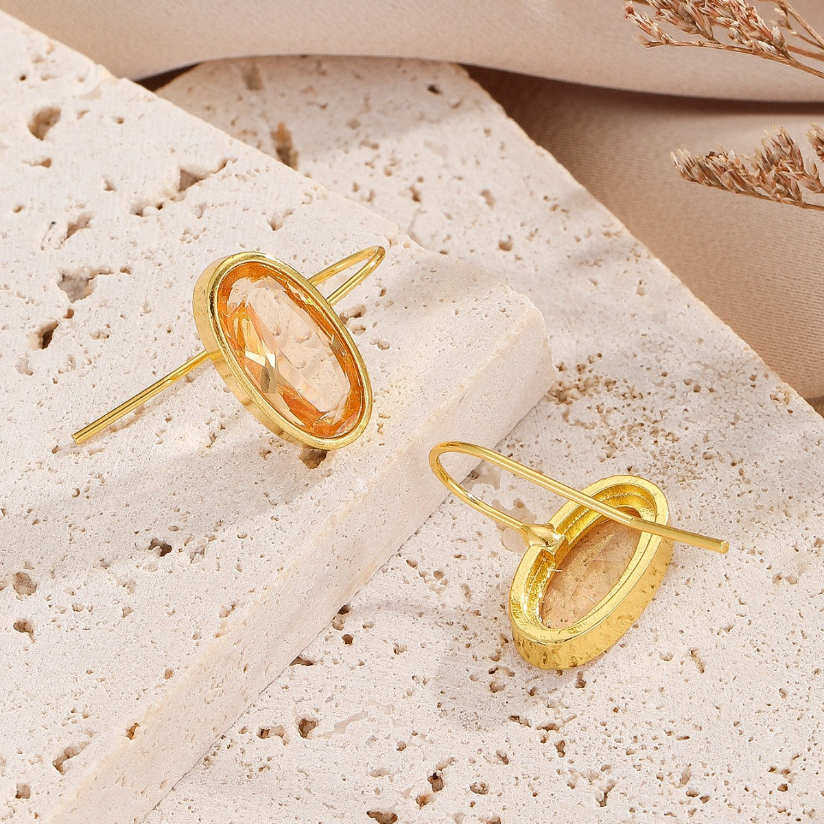 Orecchino vintage fatto a mano