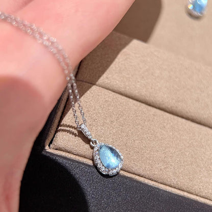 Gioiello artigianale delicato