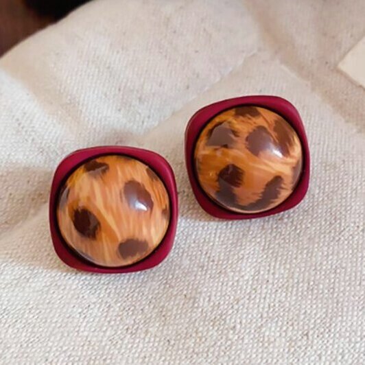 Orecchino affascinante per ogni occasione