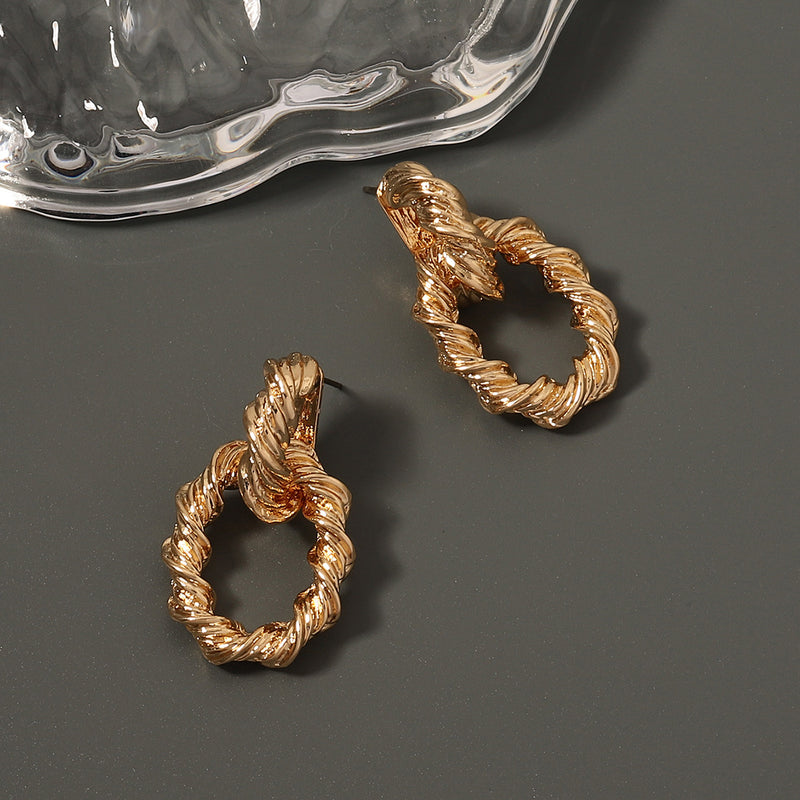 Orecchino elegante per ogni occasione