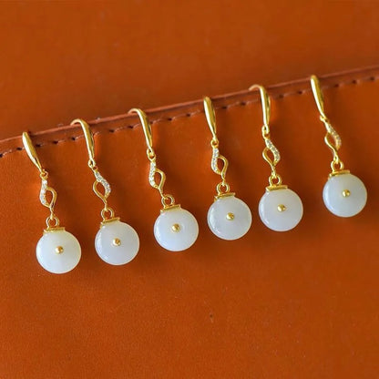 Oro Orecchino bellissimo con stile unico