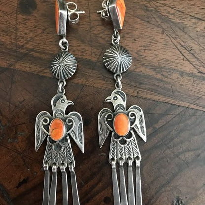 Orecchino romantico per momenti speciali