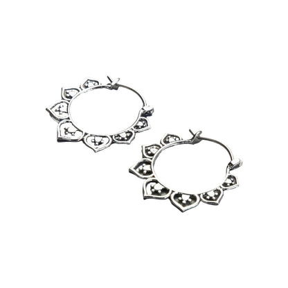 Orecchino vintage fatto a mano