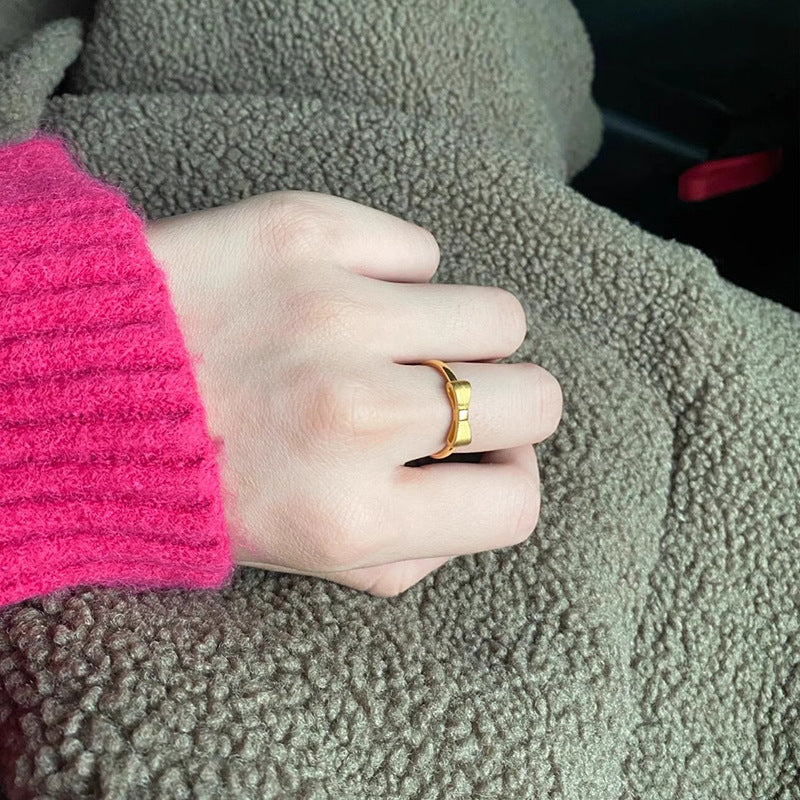 Anello elegante per ogni occasione