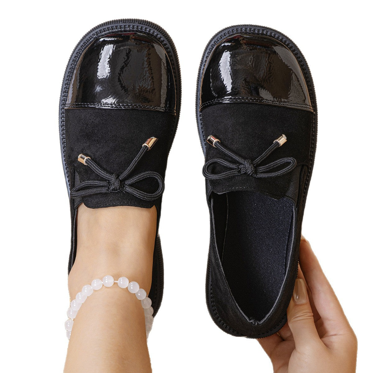 Scarpe Ortopediche Aggraziate dal Look Moderno