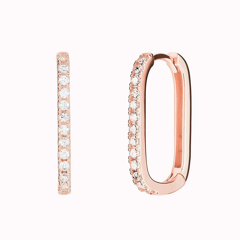 Orecchino romantico per momenti speciali