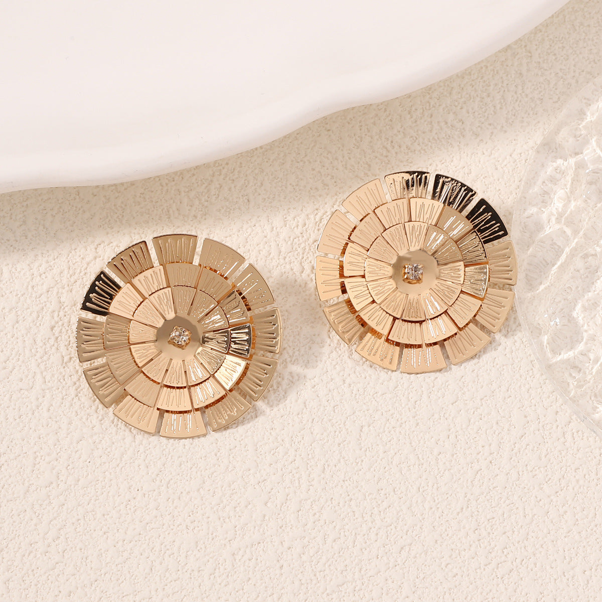 Orecchino affascinante per ogni occasione