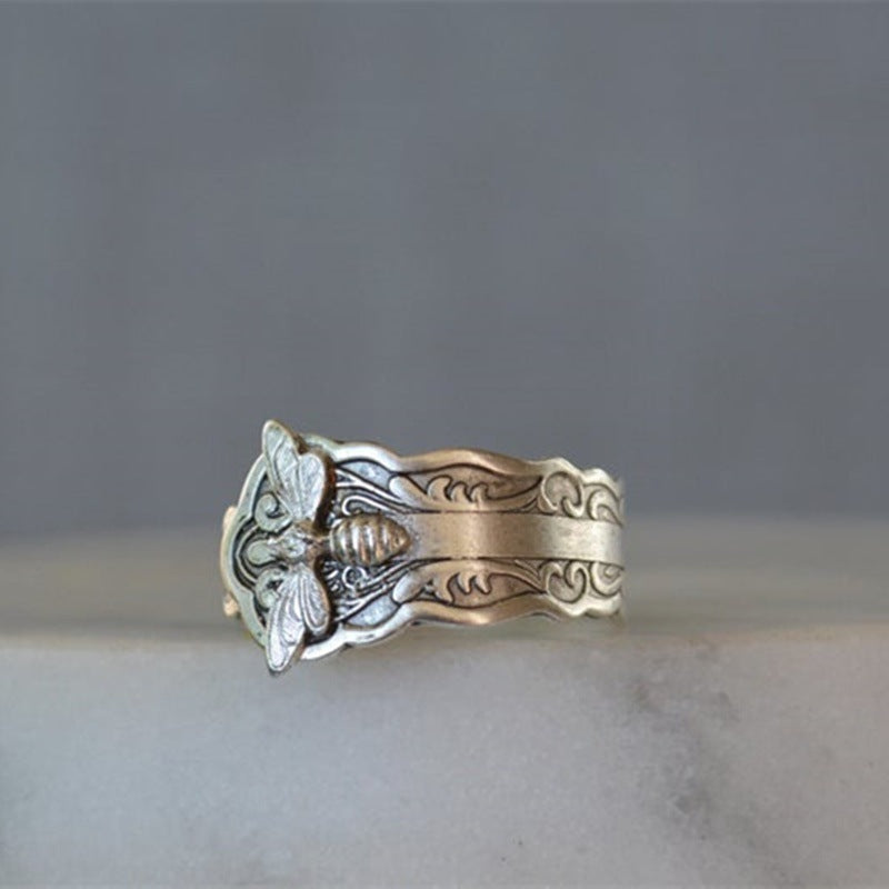 Anello elegante per ogni occasione