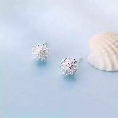 Orecchino classico dal fascino senza tempo