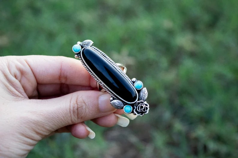 Anello artigianale delicato