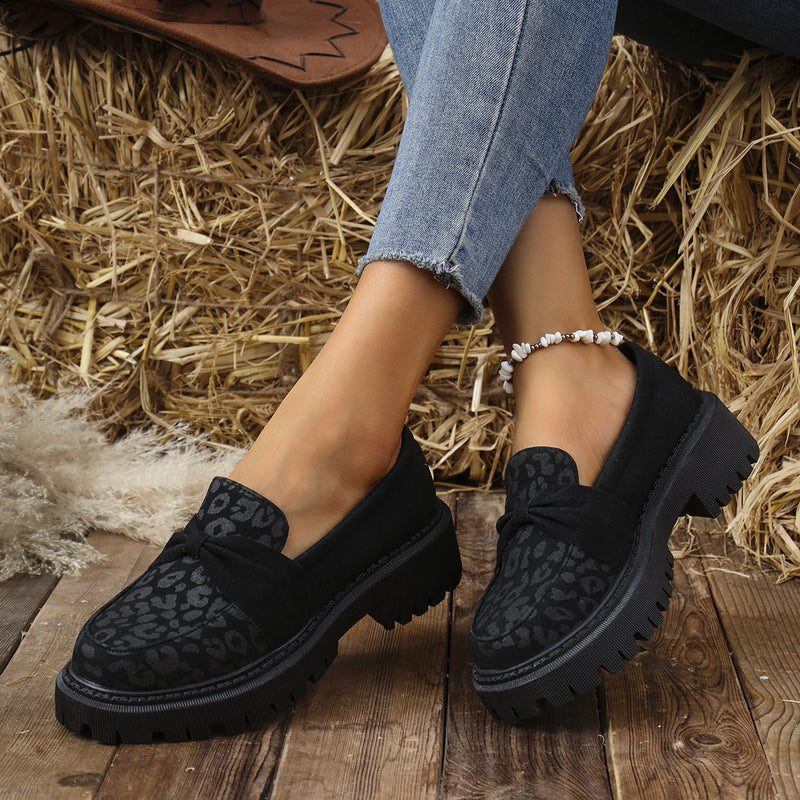 Scarpe Ortopediche Aggraziate dal Look Moderno
