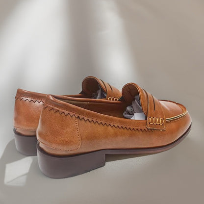 Scarpe Ortopediche Aggraziate dal Look Moderno
