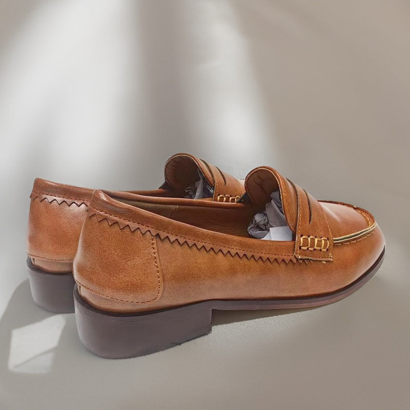 Scarpe Ortopediche Aggraziate dal Look Moderno