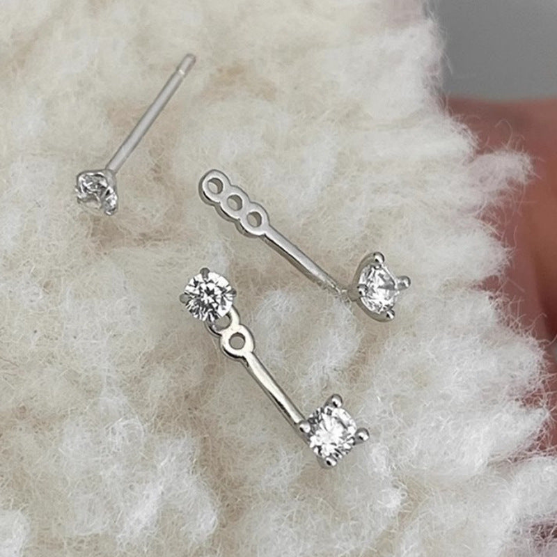 Orecchino artigianale delicato