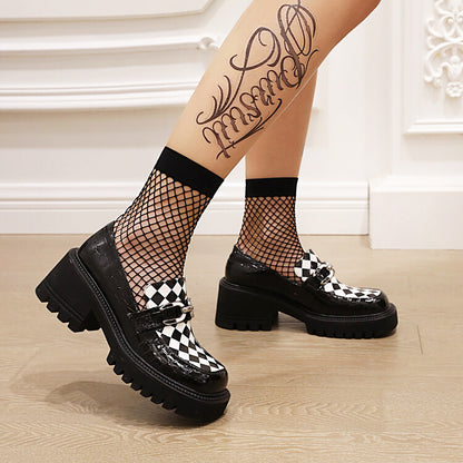 Scarpe Ortopediche Aggraziate dal Look Moderno