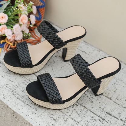 Sandali Ortopediche Aggraziate dal Look Moderno