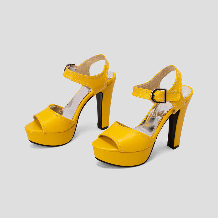 Sandali Ortopediche Aggraziate dal Look Moderno