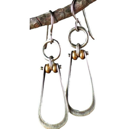 Orecchino affascinante per ogni occasione