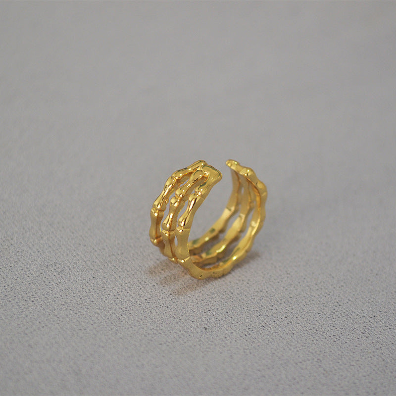 Oro Anello artigianale delicato