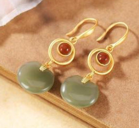 Oro Orecchino bellissimo con stile unico