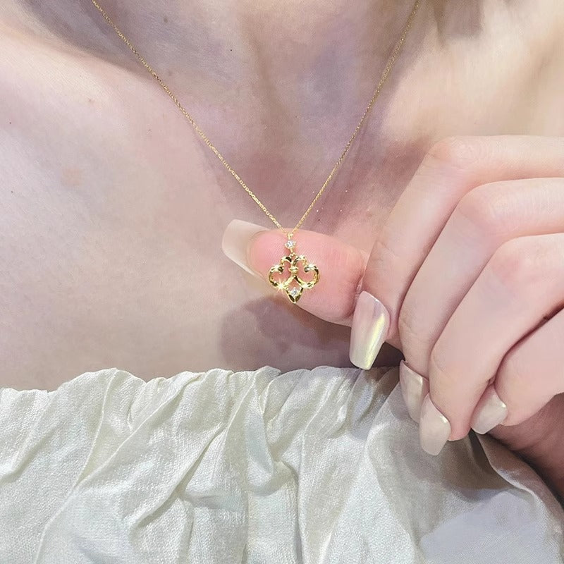 Collana bellissimo con stile unico