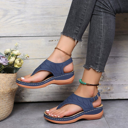 Sandali Ortopediche Aggraziate dal Look Moderno