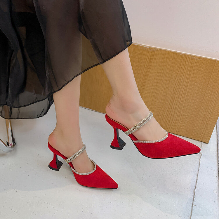 Sandali Ortopediche Aggraziate dal Look Moderno