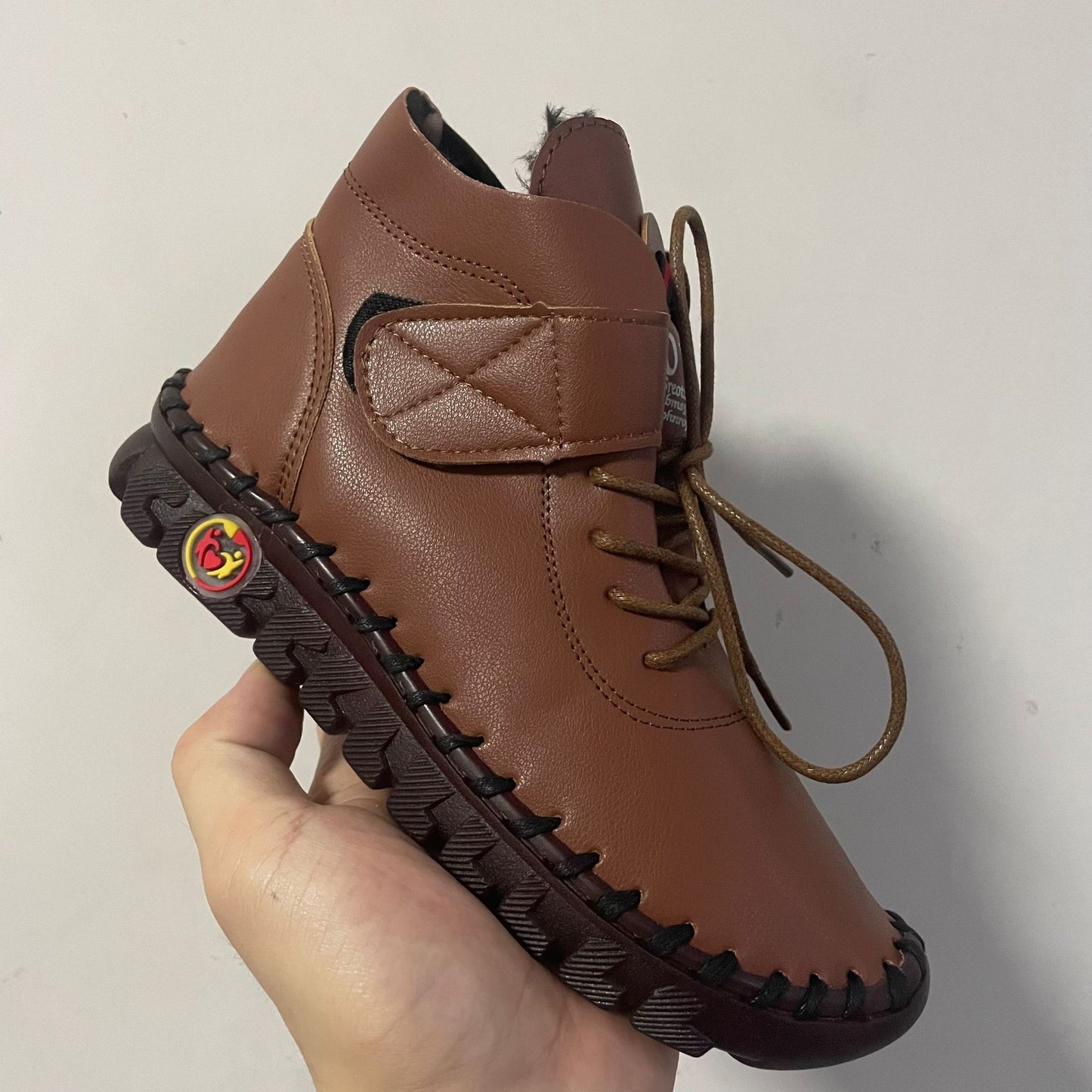 Scarpe Ortopediche Classiche con Stile Senza Tempo