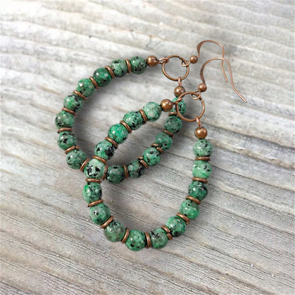 Orecchino artigianale delicato