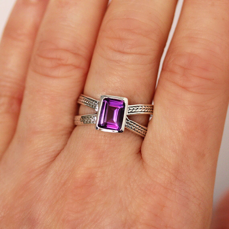 Anello affascinante per ogni occasione