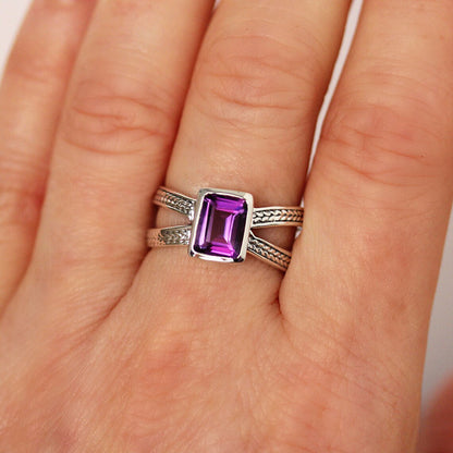 Anello affascinante per ogni occasione