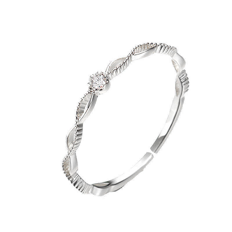 Anello bellissimo con stile unico