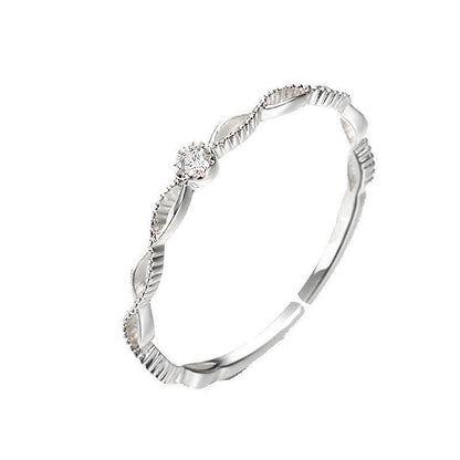 Anello bellissimo con stile unico