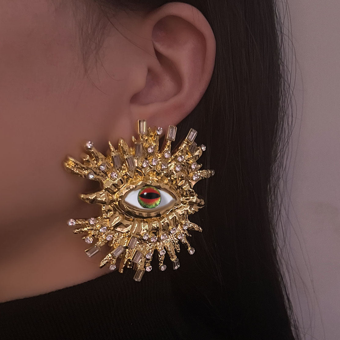 Orecchino vintage fatto a mano