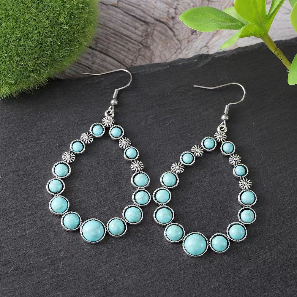 Orecchino classico dal fascino senza tempo