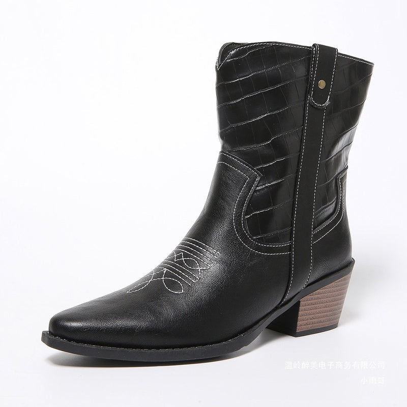 Stivali Ortopediche Aggraziate dal Look Moderno