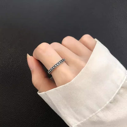 Anello bellissimo con stile unico