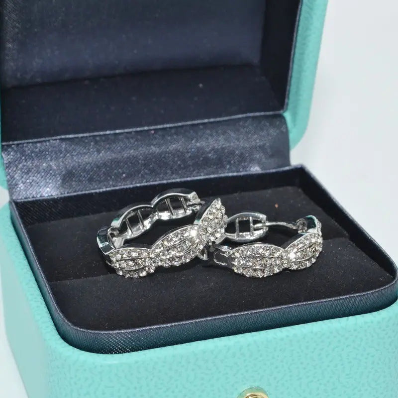 Orecchino elegante per ogni occasione