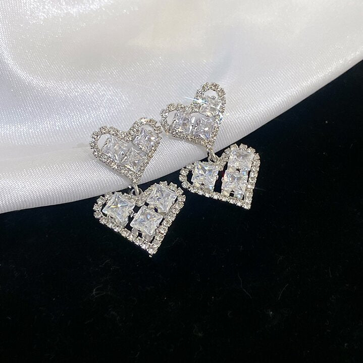 Orecchino bellissimo con stile unico