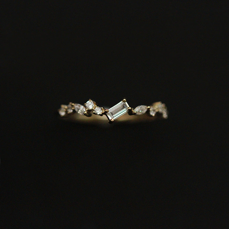 Anello classico dal fascino senza tempo