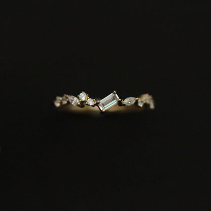 Anello classico dal fascino senza tempo