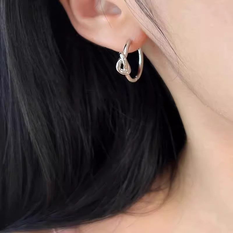 Orecchino bellissimo con stile unico