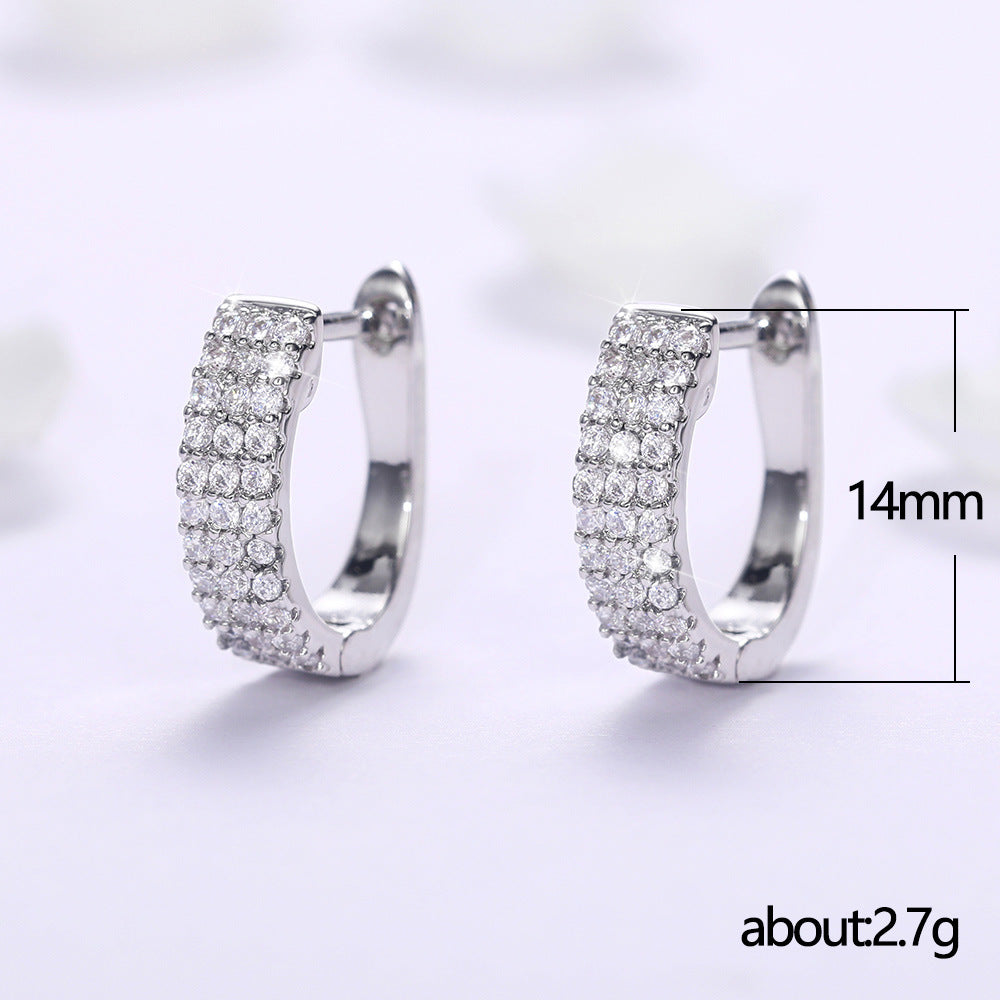 Orecchino artigianale delicato