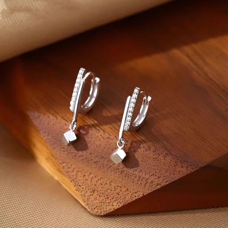 Orecchino elegante per ogni occasione