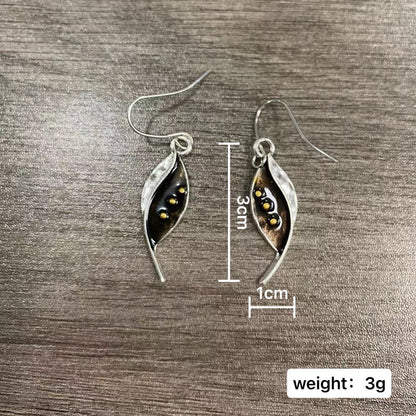 Oro Orecchino bellissimo con stile unico