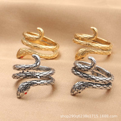 Anello bellissimo con stile unico